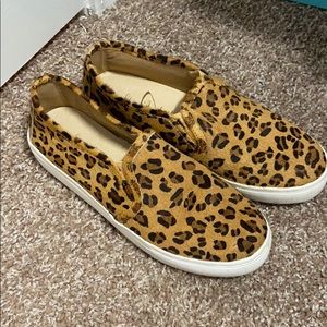 Cheetah print slip on shoes